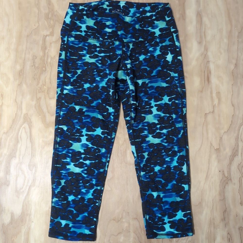 Athleta Chaturanga Blue Leopard Print Womens XS Capri Leggings 24x20